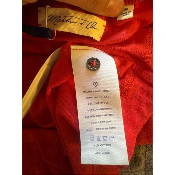 Martin osa  scoop neck short sleeve with button loose top M - Picture 7 of 7